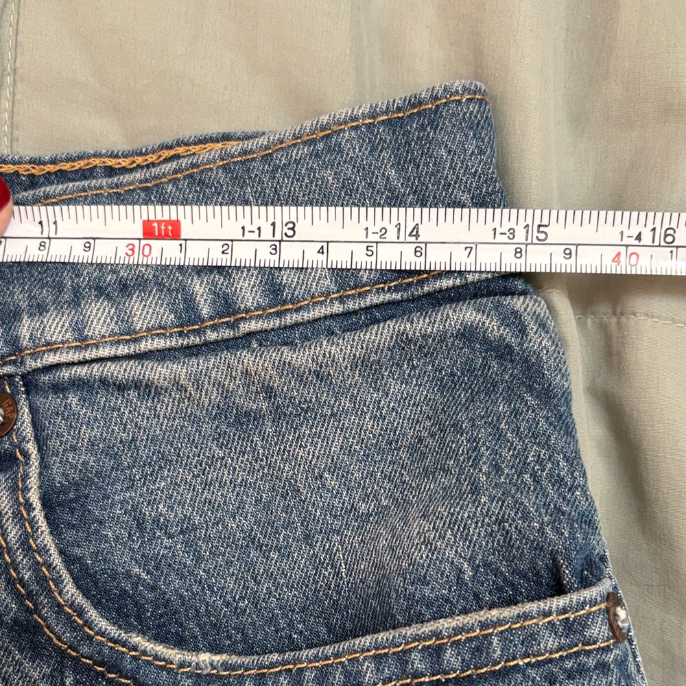 GAP High Waisted Distressed Button Up Jorts Size 28 EUC - Picture 5 of 6